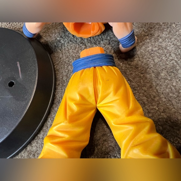 Banpresto 2005 Dragon Ball Z Super Saiyan Goku Large Figure Anime Japan Shonen - Picture 8 of 16